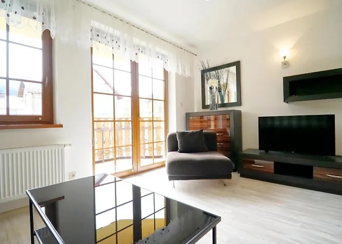 Every Sky Nadrzeczna 2b 카르파츠